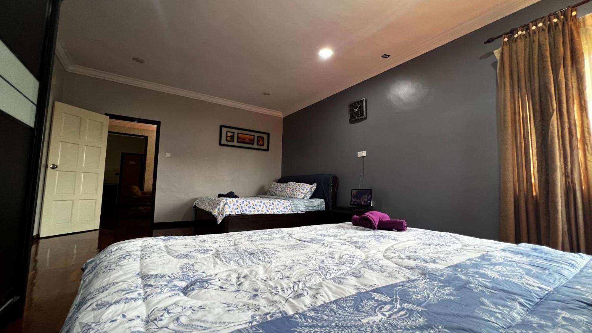 Chukai Yb Guest House 4 Bilik 5 Katil מראה חיצוני תמונה