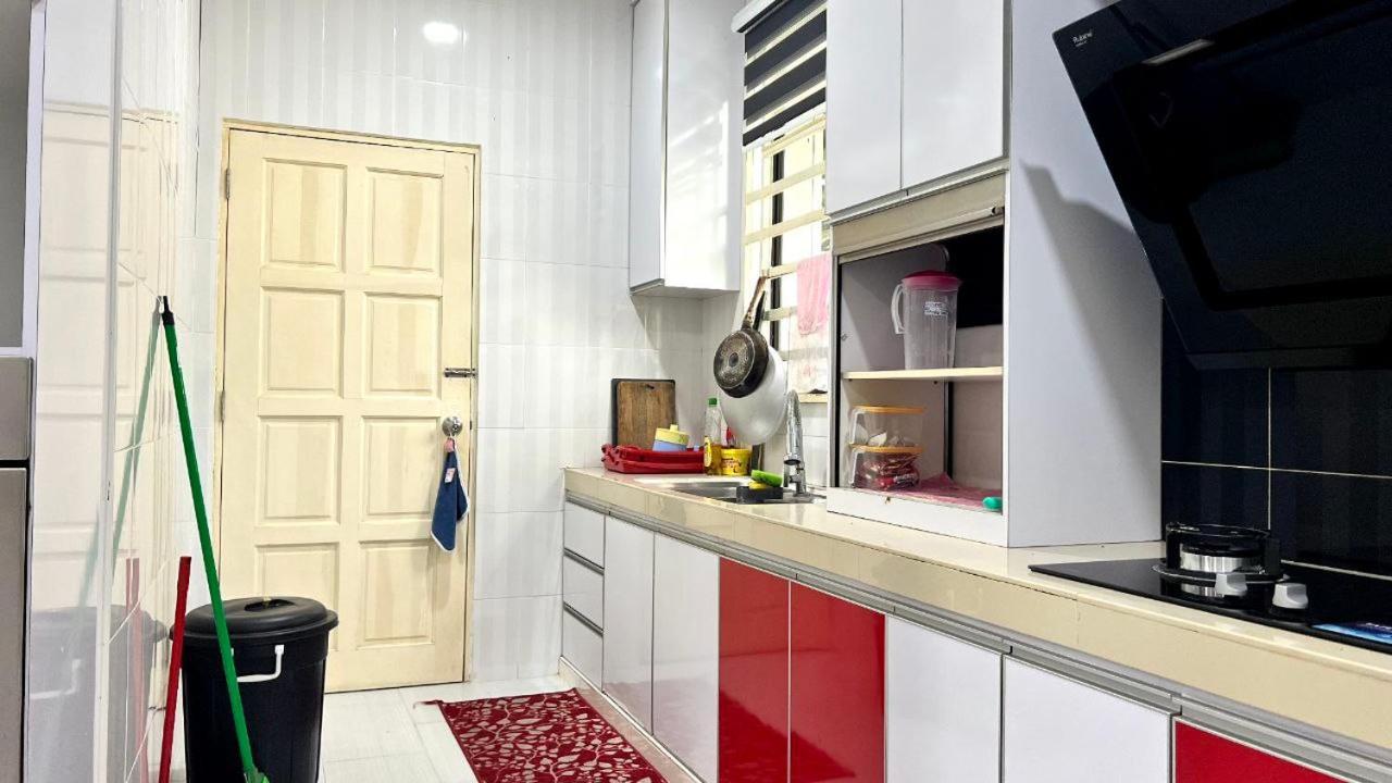Chukai Yb Guest House 4 Bilik 5 Katil מראה חיצוני תמונה